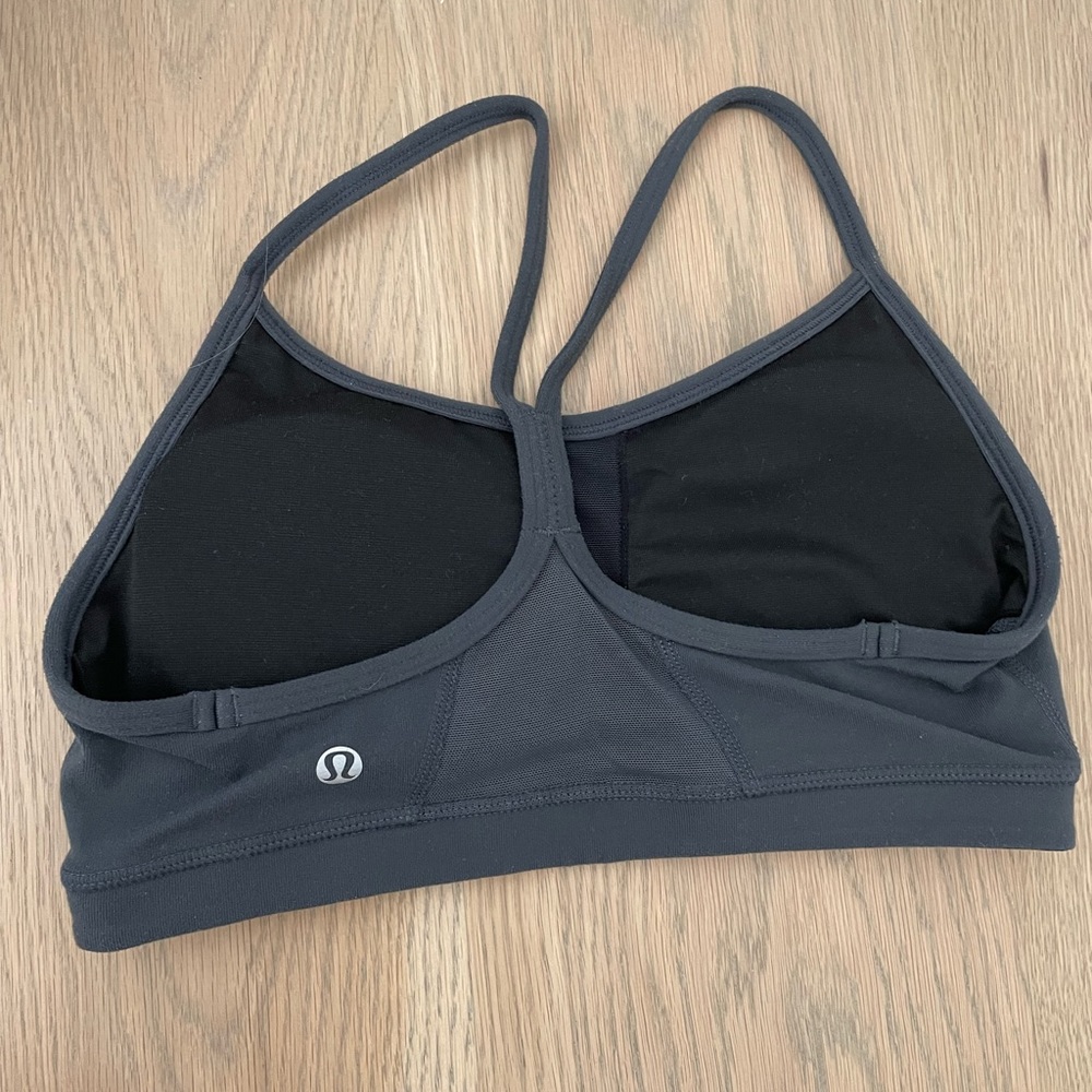 Gray Lululemon Flow Y sports bra - size 4